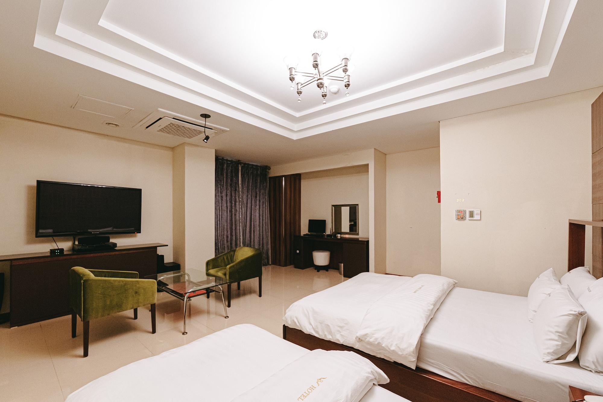 Gallery Tourist Hotel Тхонйон Екстер'єр фото