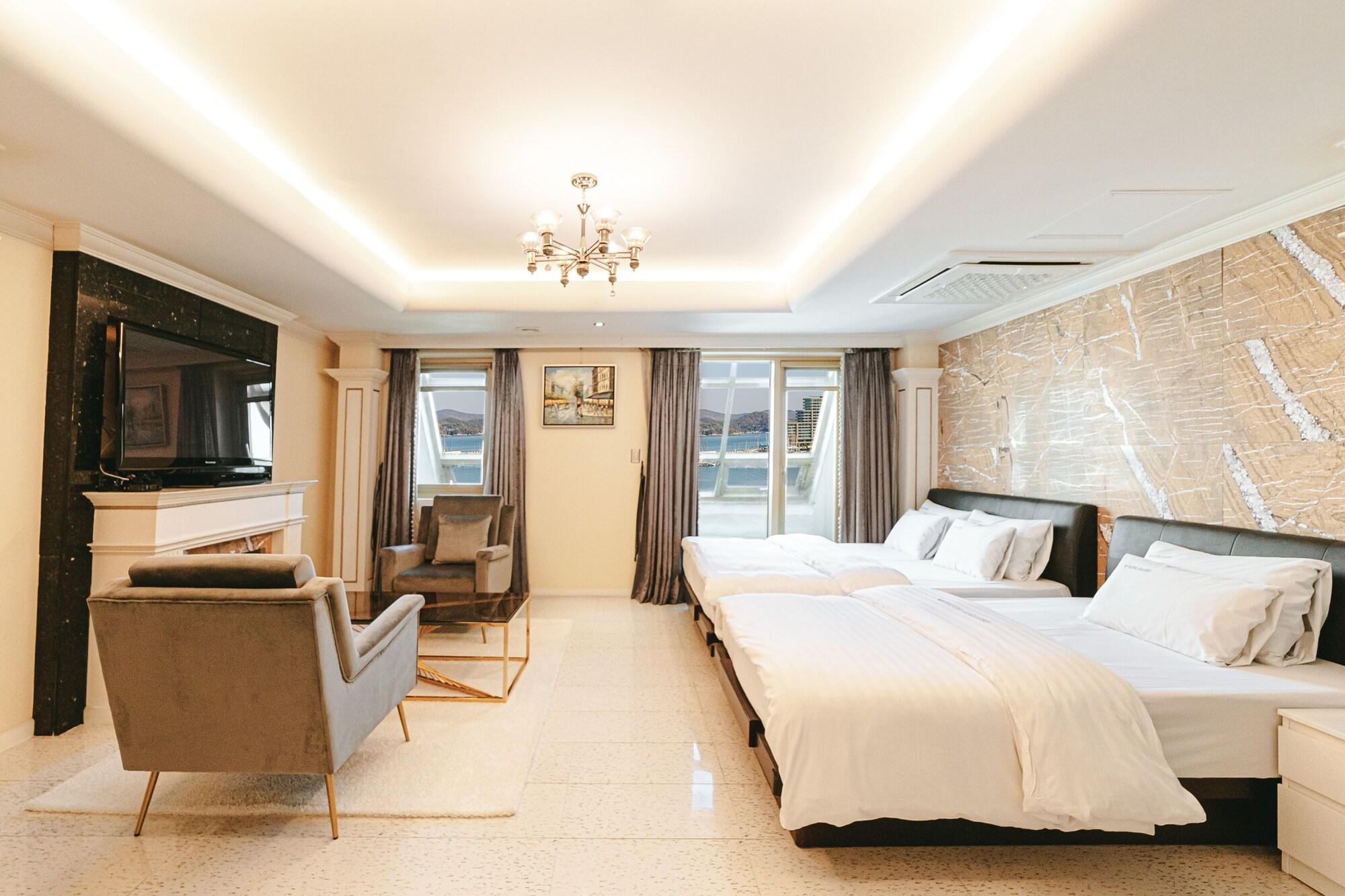 Gallery Tourist Hotel Тхонйон Екстер'єр фото