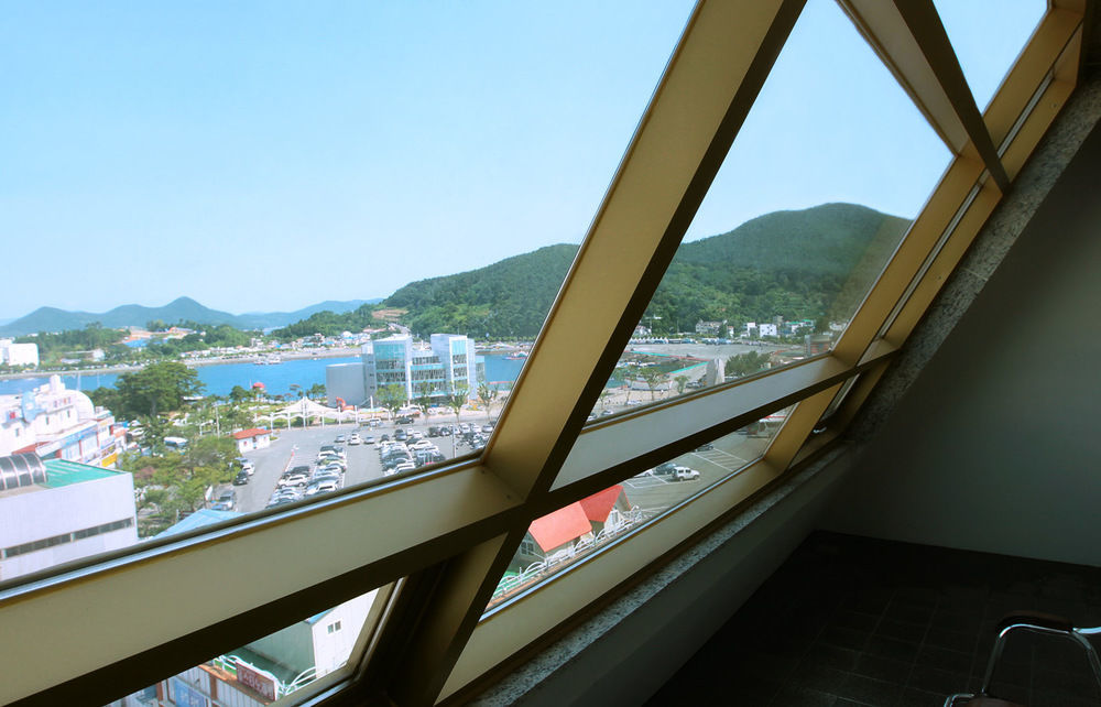 Gallery Tourist Hotel Тхонйон Екстер'єр фото