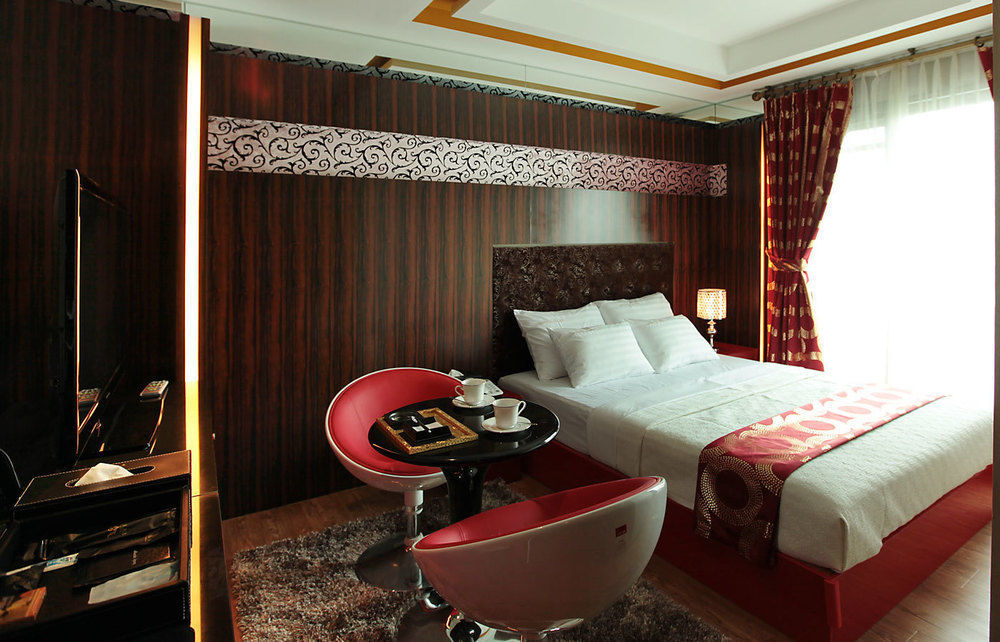Gallery Tourist Hotel Тхонйон Екстер'єр фото
