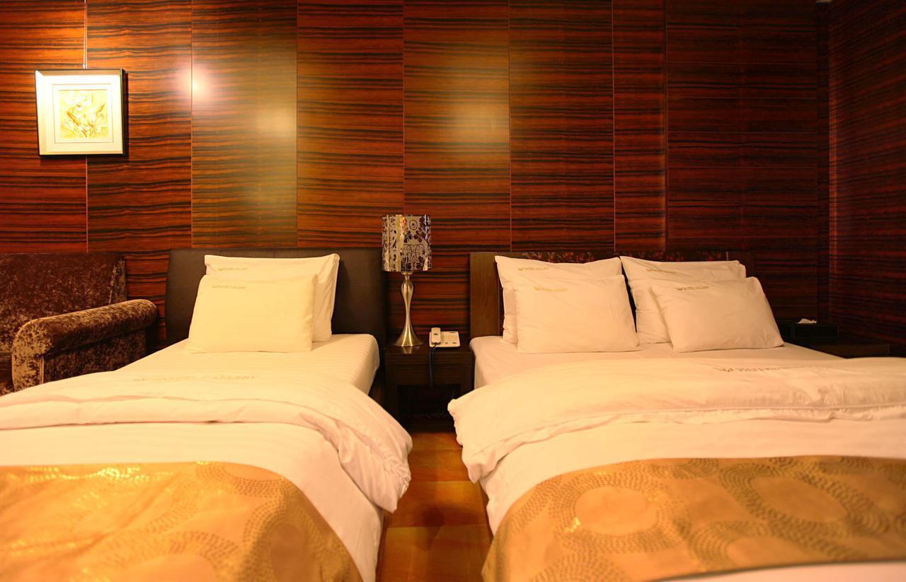 Gallery Tourist Hotel Тхонйон Екстер'єр фото