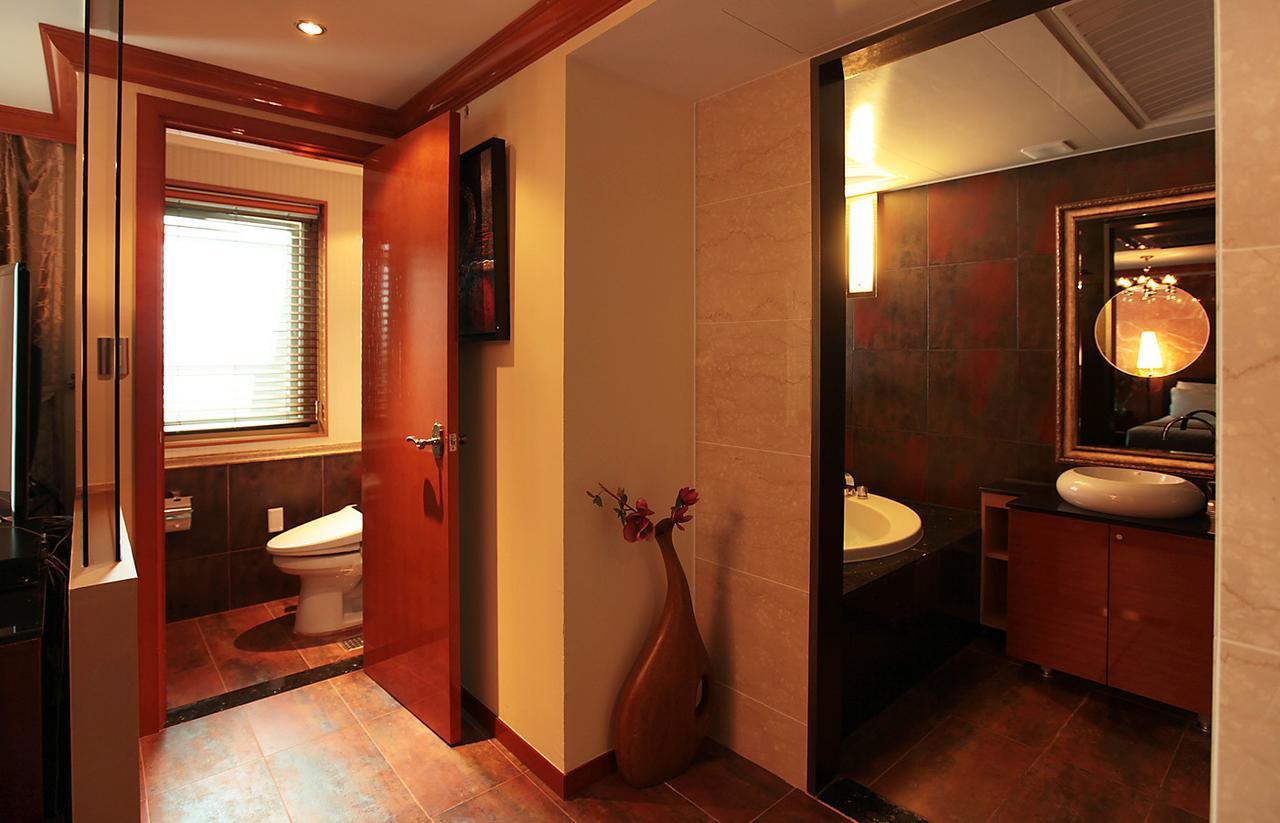 Gallery Tourist Hotel Тхонйон Екстер'єр фото