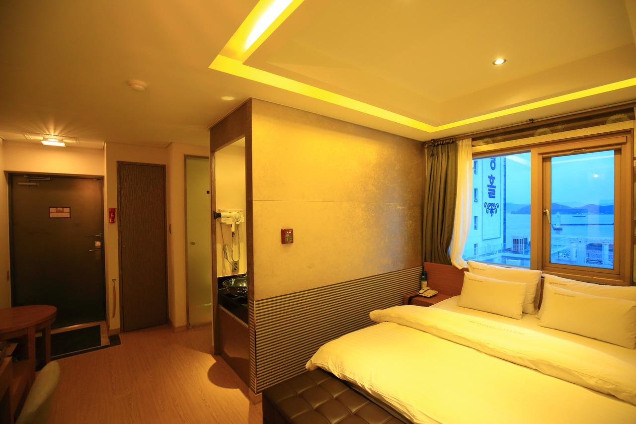 Gallery Tourist Hotel Тхонйон Екстер'єр фото