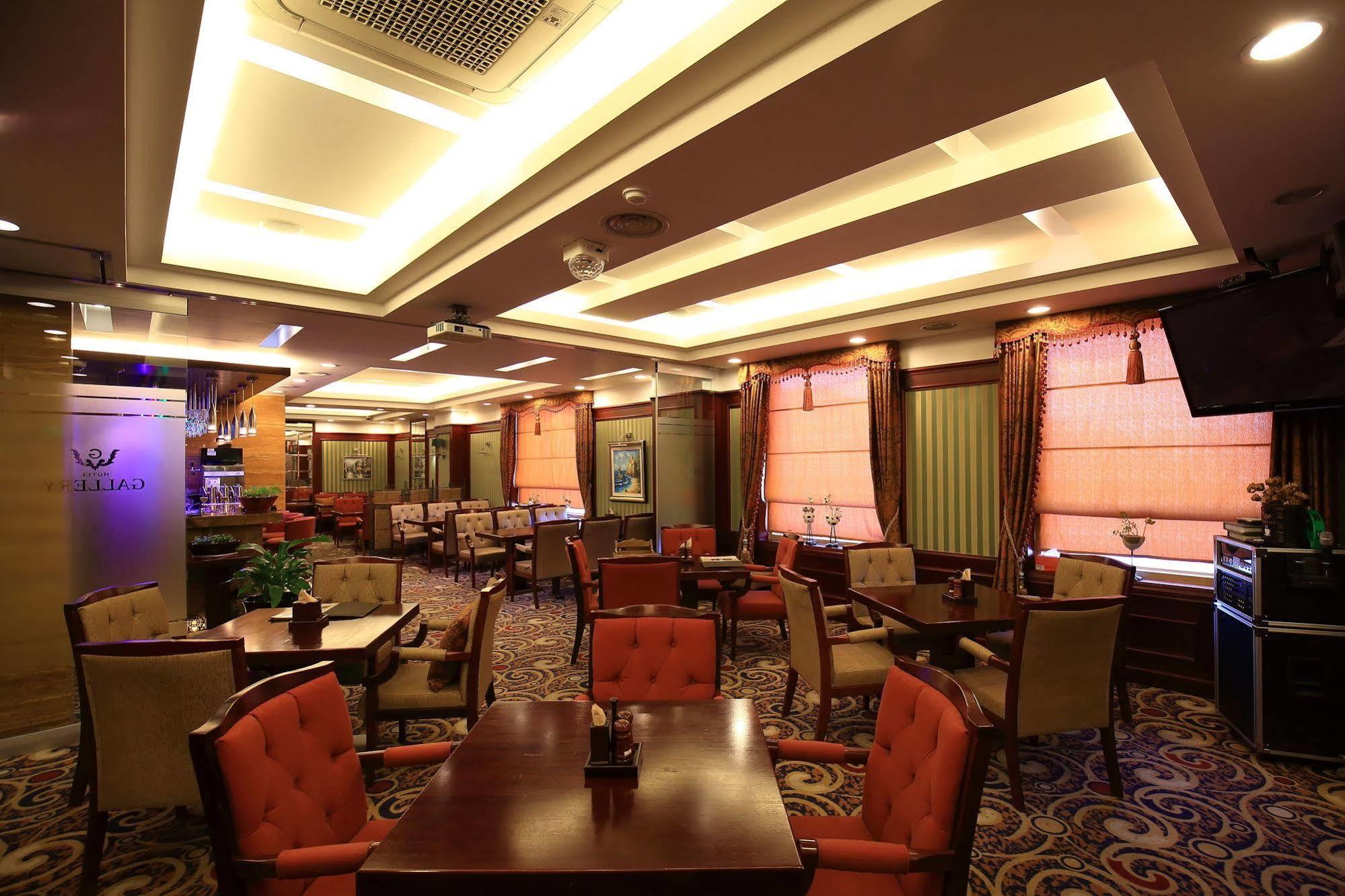 Gallery Tourist Hotel Тхонйон Екстер'єр фото